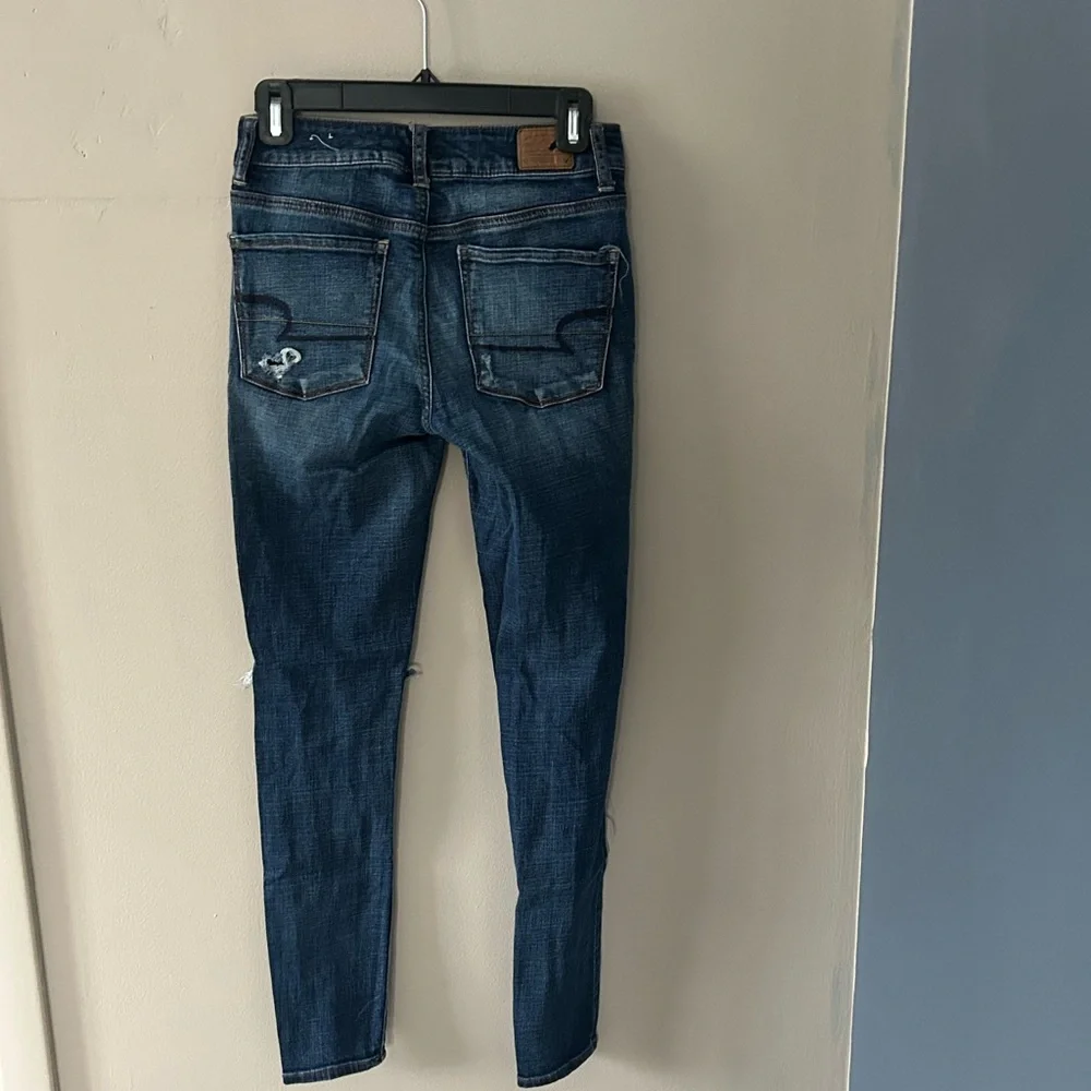 American Eagle Outfitters Distressed Blue Jeans/Jeggings - Picture 3 of 8